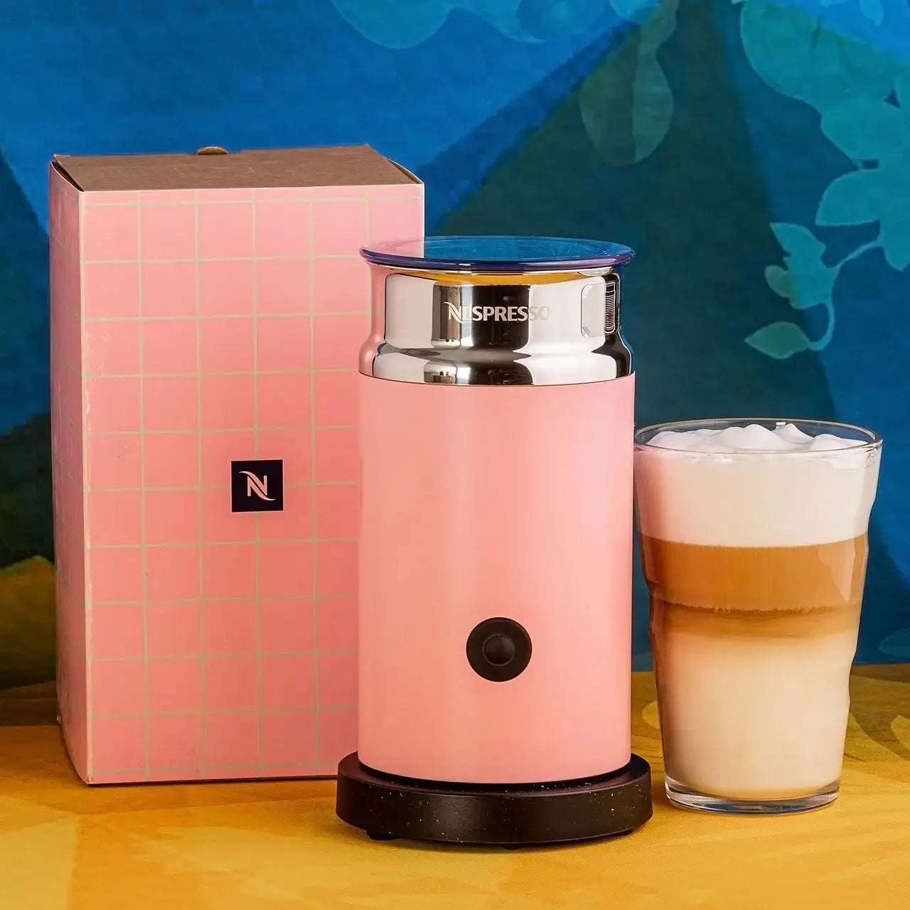 Nespresso - Limited Edition Aeroccino3 - Pink Nespresso