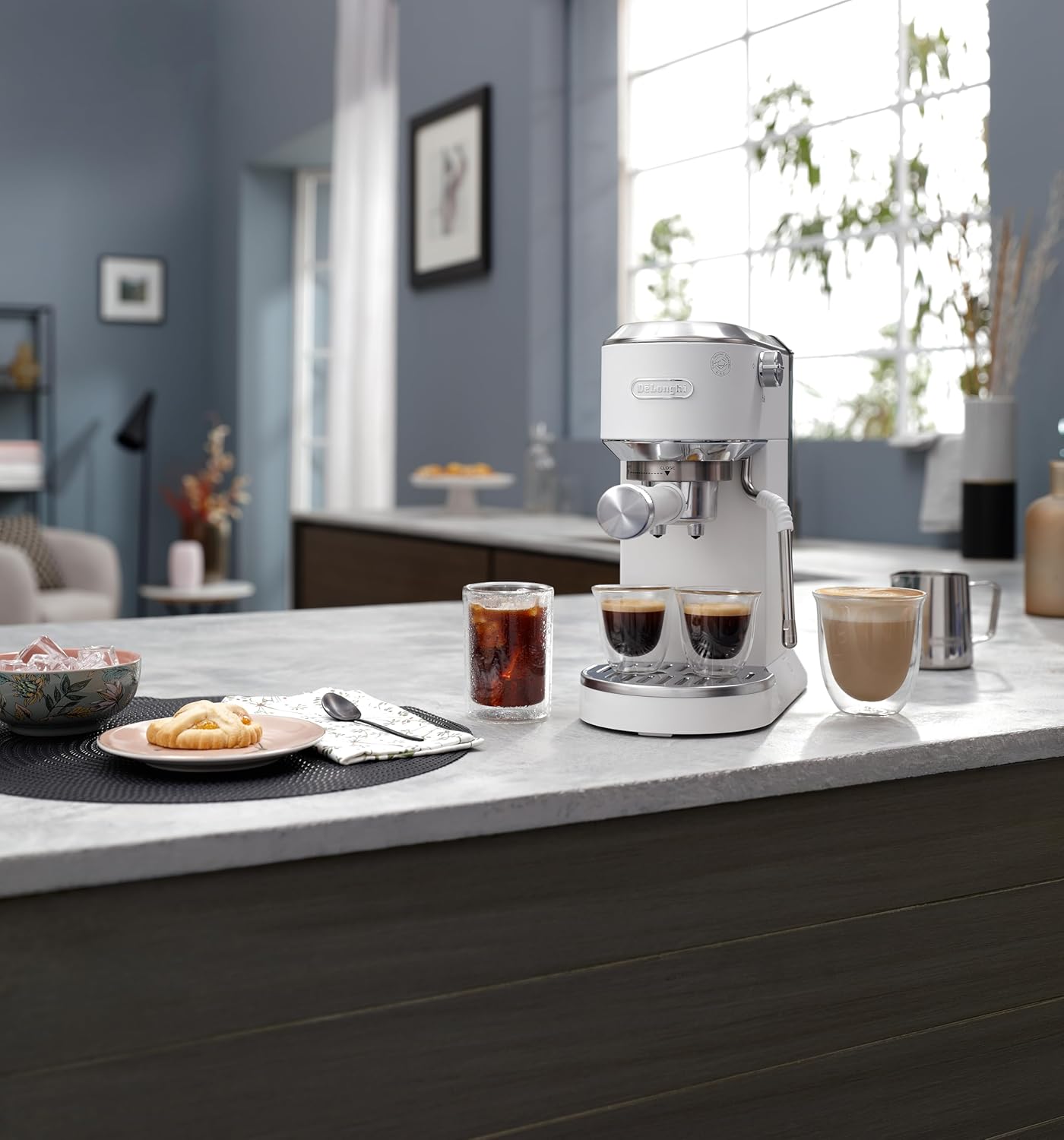 De'Longhi Dedica Duo EC890.M Espresso & Cold Brew Machine - Silver + Gifts