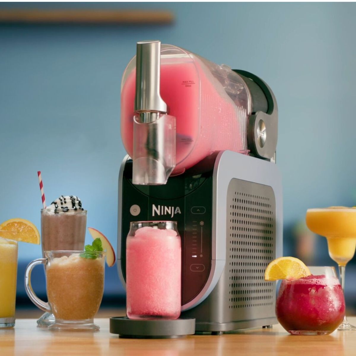 Ninja SLUSHi Professional Frozen Drink Maker - Model: FS301ME